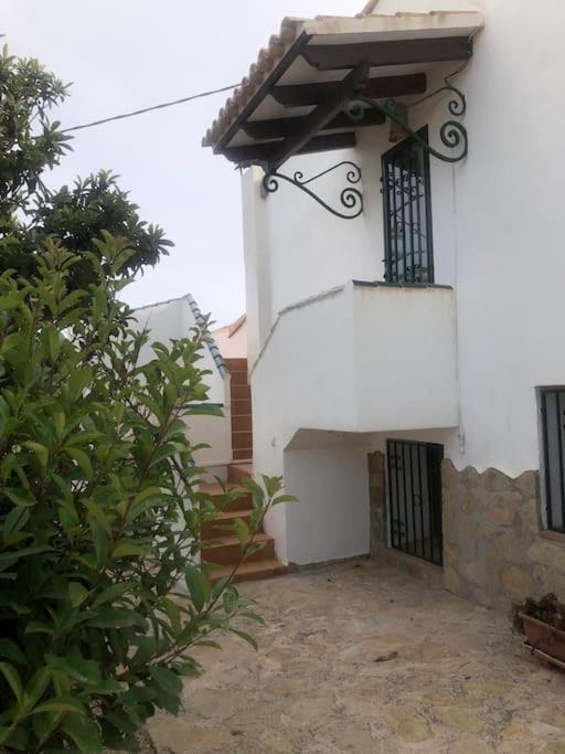 Appartement Lovely 'solana' With Big Garden, Pool