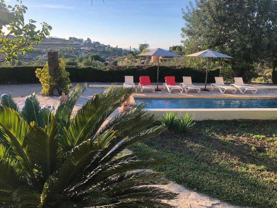Appartement Lovely 'solana' With Big Garden, Pool